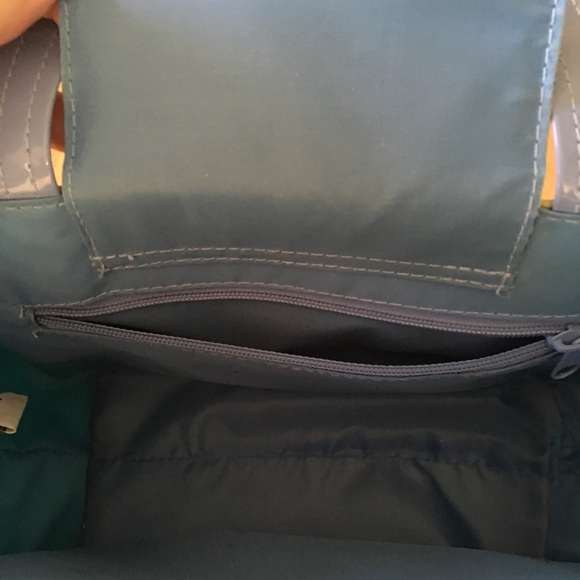 Disney Epcot Italian Pavilion Handbag - Picture 4 of 8